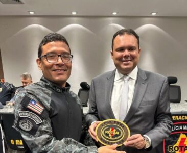 Dalton Arruda recebe homenagem da Polícia Militar do Maranhão