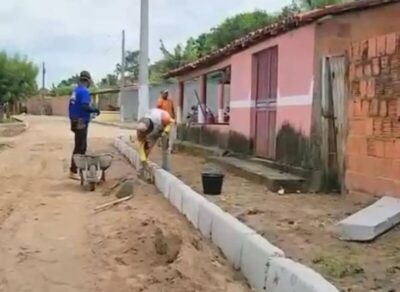 Prefeitura de Buritirana Buritirana inicia bloqueteamento de ruas no povoado Centro Novo