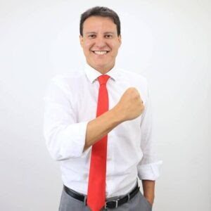 Desafios de liderança: Felipe Camarão assume papel estratégico na reorganização política no Maranhão