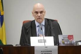 Moraes barra decretos do IOF e convoca diálogo entre Executivo e Legislativo