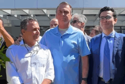 Bolsonaro recebe alta hospitalar após 23 dias internado