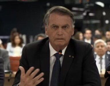 Bolsonaro se comportou como bandido comum negando todas as provas de seus crimes
