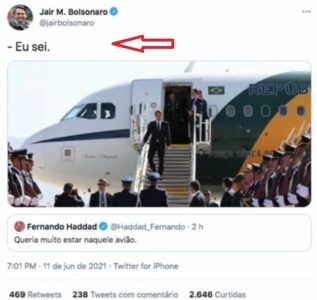 Bolsonaro ironiza aliado de Flávio Dino derrotado nas urnas durante eleições de 2018, apesar dos derrames públicos.