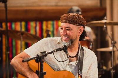 César Nascimento lança música sobre o amor das pessoas por Barreirinhas