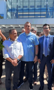 Após 23 dias internado, Bolsonaro recebe alta e anuncia participação em ato pela anistia