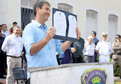 Braide assina promoções e entrega equipamentos na Guarda Municipal