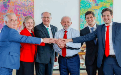 Lula volta a destacar que prioridade é eleger senadores e deputados em 26