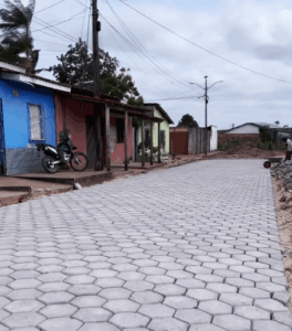 Pavimentação com Bloquetes traz satisfação a moradores das Quarentas em Santa Helena
