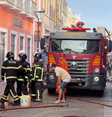 Incêndio atinge loja de roupas no centro de São Luís