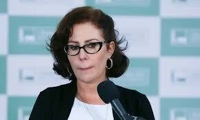 Câmara autoriza licença de 127 dias à deputada Carla Zambelli