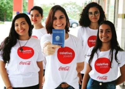 Instituto Coca-Cola abre 20 mil vagas para capacitação pelo Coletivo Coca-Cola Jovem