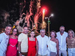 Eudes Barros comanda festa com gigantesca multidão no Reveillon do Amanhecer em Raposa