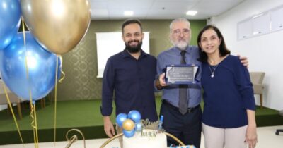 HOMENAGEM SURPRESA PARA UM GRANDE LÍDER