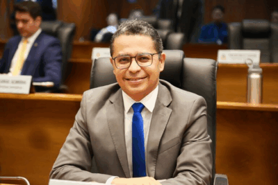 Deputado Carlos Lula protocola no TRE-MA pedido de desfiliação do PSB