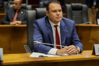 César Pires reivindica mandato como suplente, mas não tem mais direito a vaga de Dalton Arruda