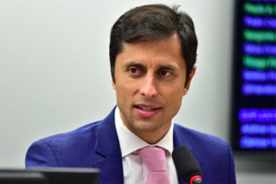Duarte Jr. quer derrubar decreto do governo que limita pagamento de BPC