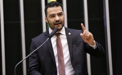Partido Missão, do MBL, atinge mínimo de assinaturas, contrariando tendência de federações e fusões