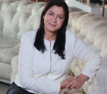 EM SANTA LUZIA DO PARUÁ, EX-PREFEITA DRA. EUNICE DAMACENO DESMENTE FAKE NEWS DE QUE ELA SERIA A NOVA PROCURADORA DO MUNICIPIO