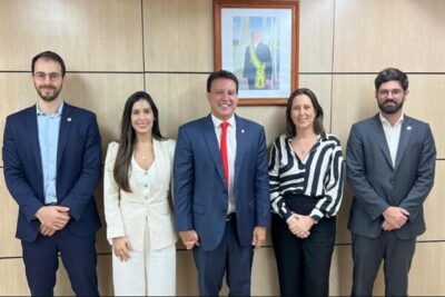 Felipe Camarão cumpre agenda em Brasília com AGU e MEC