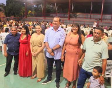 Casamento Comunitário oficializa união civil de 100 casais no bairro Anil, em São Luís