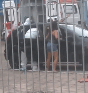 Covid-19: Veja no vídeo um paciente morrendo na porta da Upa da cidade Operária. Outros três esperando pela morte dentro das ambulâncias…