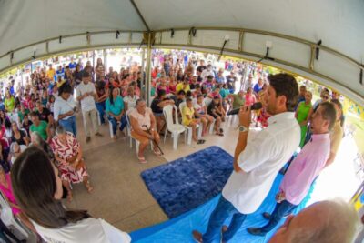 Deputado Juscelino Filho presente no aniversário de 171 anos de Anajatuba