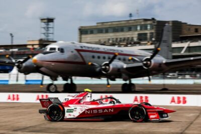 Equipe Nissan de Fórmula E lidera as duas sessões no Berlin Rookie Test