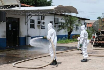 Covid-19: Em parceria com a Prefeitura, Exército higieniza Hospital e Maternidade de Ribamar