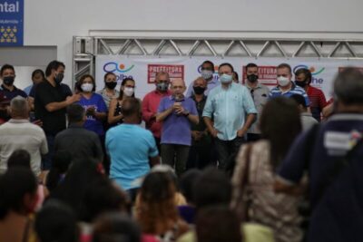 Emocionado, Eudes Sampaio inaugura Liceu Ribamarense III com Carlos Brandão e Luis Fernando