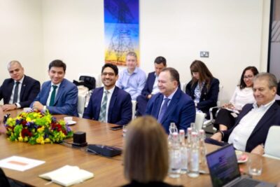 Em Londres, governador Carlos Brandão formaliza parceria com investimento de 100 milhões de dólares para recuperação de áreas de floresta no Maranhão