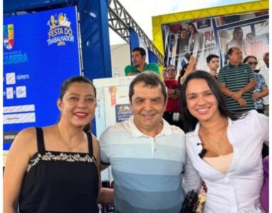 HILTON GONÇALO PARTICIPA DE FESTA DO TRABALHADO EM BACABEIRA E SANTA RITA AOLADO DO DEPUTADO ARISTON