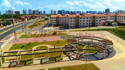 Rubens Jr comemora entrega do Residencial José Chagas, em São Luís
