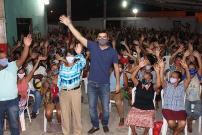 RUBENS NO MAR DE GENTE