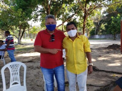 BATE PAPO ENTRE AMIGOS