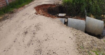 *Enquanto os aliados babam e lucram, moradores da Vila Verde reclamam da intrafegabilidade*