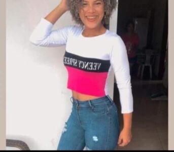 Corpo de mulher é encontrado fora do túmulo e polícia suspeita de necrofilia, abuso sexual a cadáver