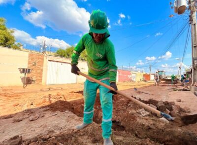 Outubro inicia com a intensificação das obras de esgotamento sanitário em Timon