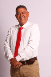 Pré-candidato quer fábricas de roupa espalhadas em Teresina.