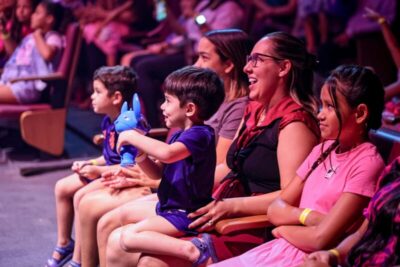 Público lota Teatro Municipal de Timon em retomada de suas atividades