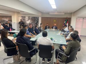 O prefeito calou-se…