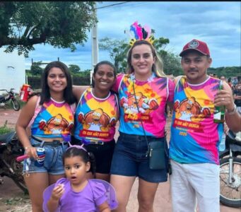 Vereadora Helyca Lustosa aproveita animação do Carnaval 2025 em Magalhães de Almeida com o “Bloco dos que não bebem”.
