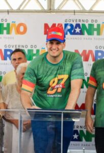 Orleans Brandão prestigia aniversário de Loreto com sequência de entregas e assinatura de novos investimentos