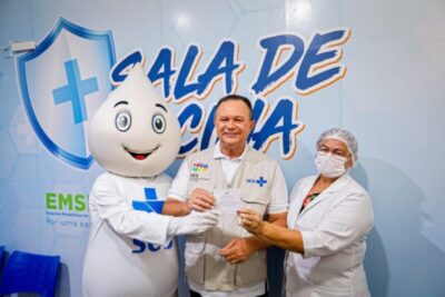 Brandão dá exemplo e reforça campanha de vacinação no Maranhão