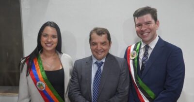 Dr. Hilton Gonçalo passa a faixa de prefeito para Dr. Milton Gonçalo em Santa Rita e participa da posse de Naila Gonçalo em Bacabeira
