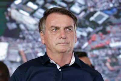 STF forma maioria para manter tornozeleira e outras sanções a Bolsonaro