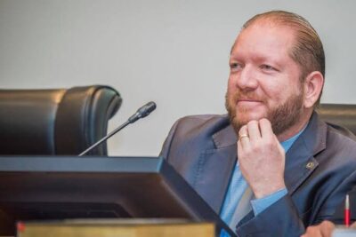 MP pede arquivamento de investigação criminal contra Othelino Neto por suposta corrupção passiva