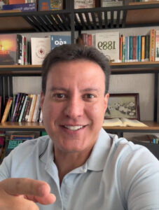 Felipe Camarão diz que não renunciará ao cargo após declaração de Brandão.