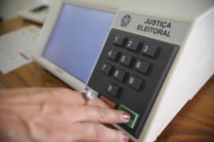 Instituto desmente pesquisa fake e expõe jogo sujo na corrida eleitoral do Maranhão.