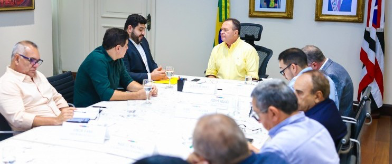 Brandão recebe prefeitos das regiões do Munim e Lençóis Maranhenses para fortalecer o municipalismo