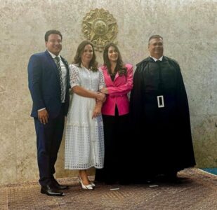 Felipe Camarão participa da posse de Flávio Dino em Brasília